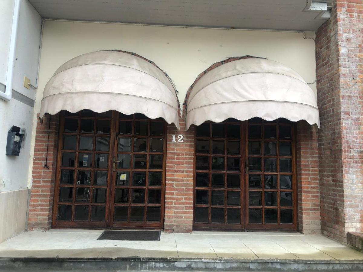 Hotel Taj Bettolle Exterior foto